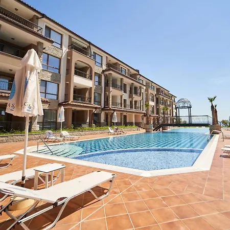 M1 Pool And View Apartamento Burgas